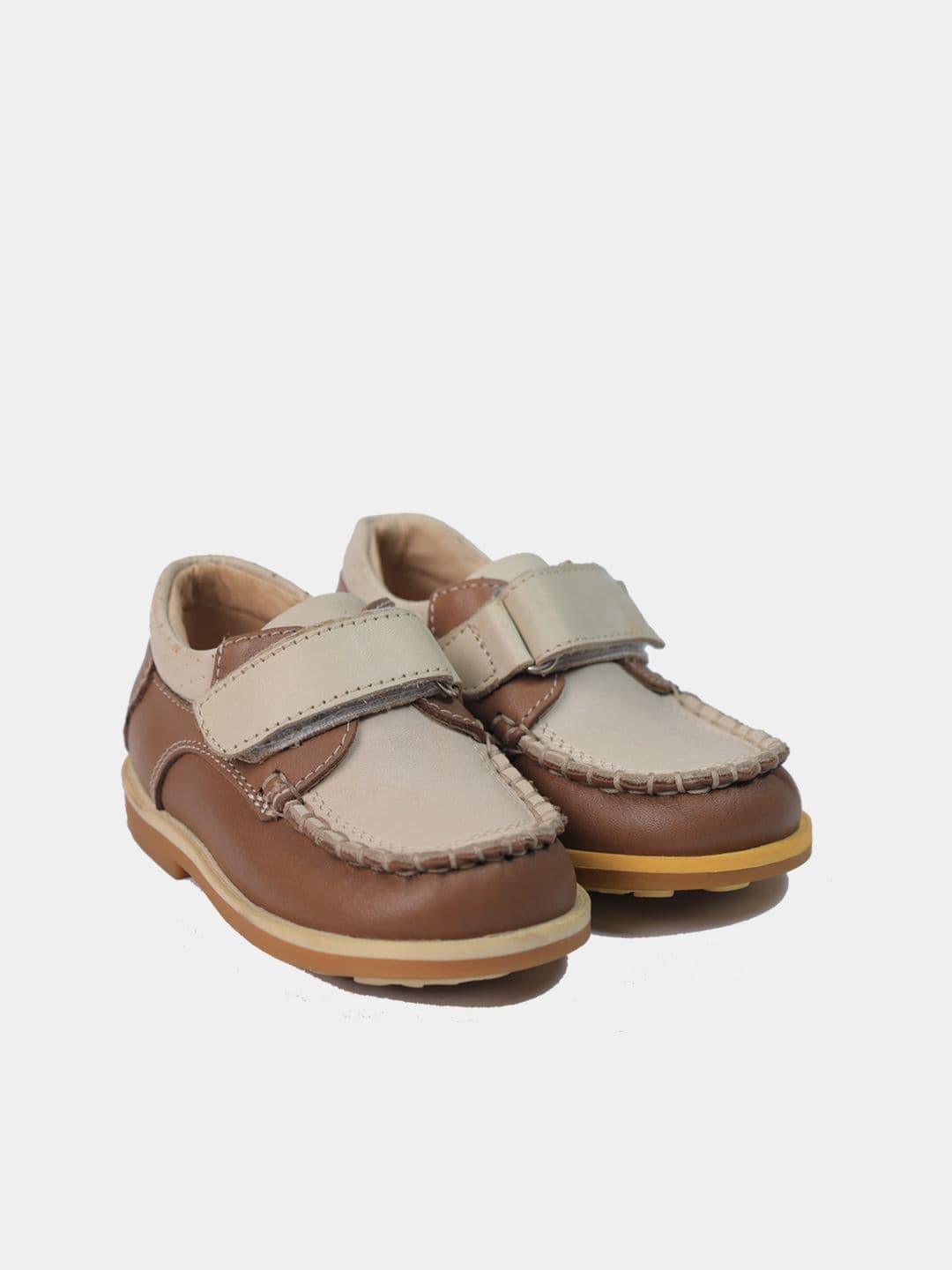 Bolalar uchun ortopedik charm mokasinlari